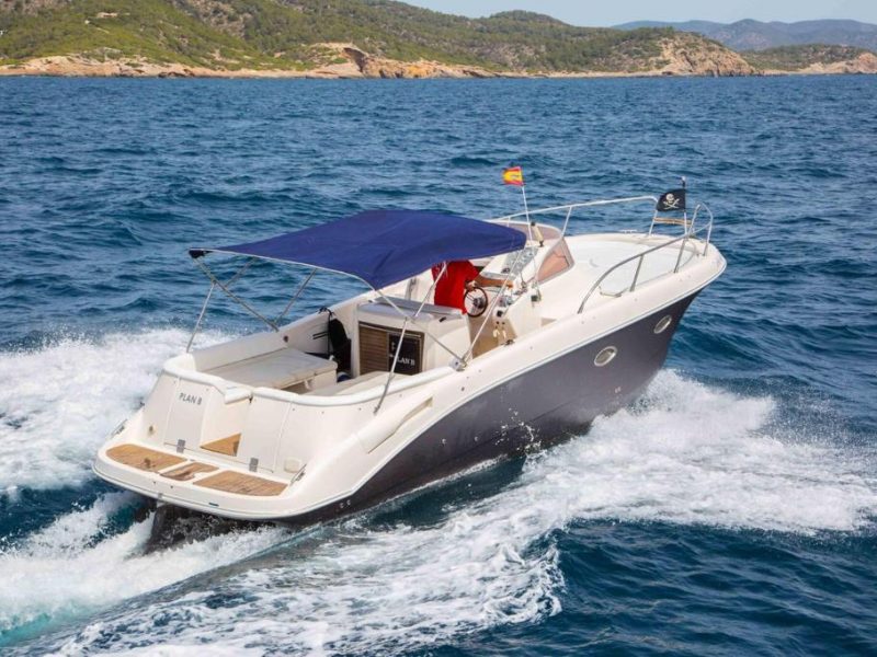 mano-marine-alquiler-ibiza (1)